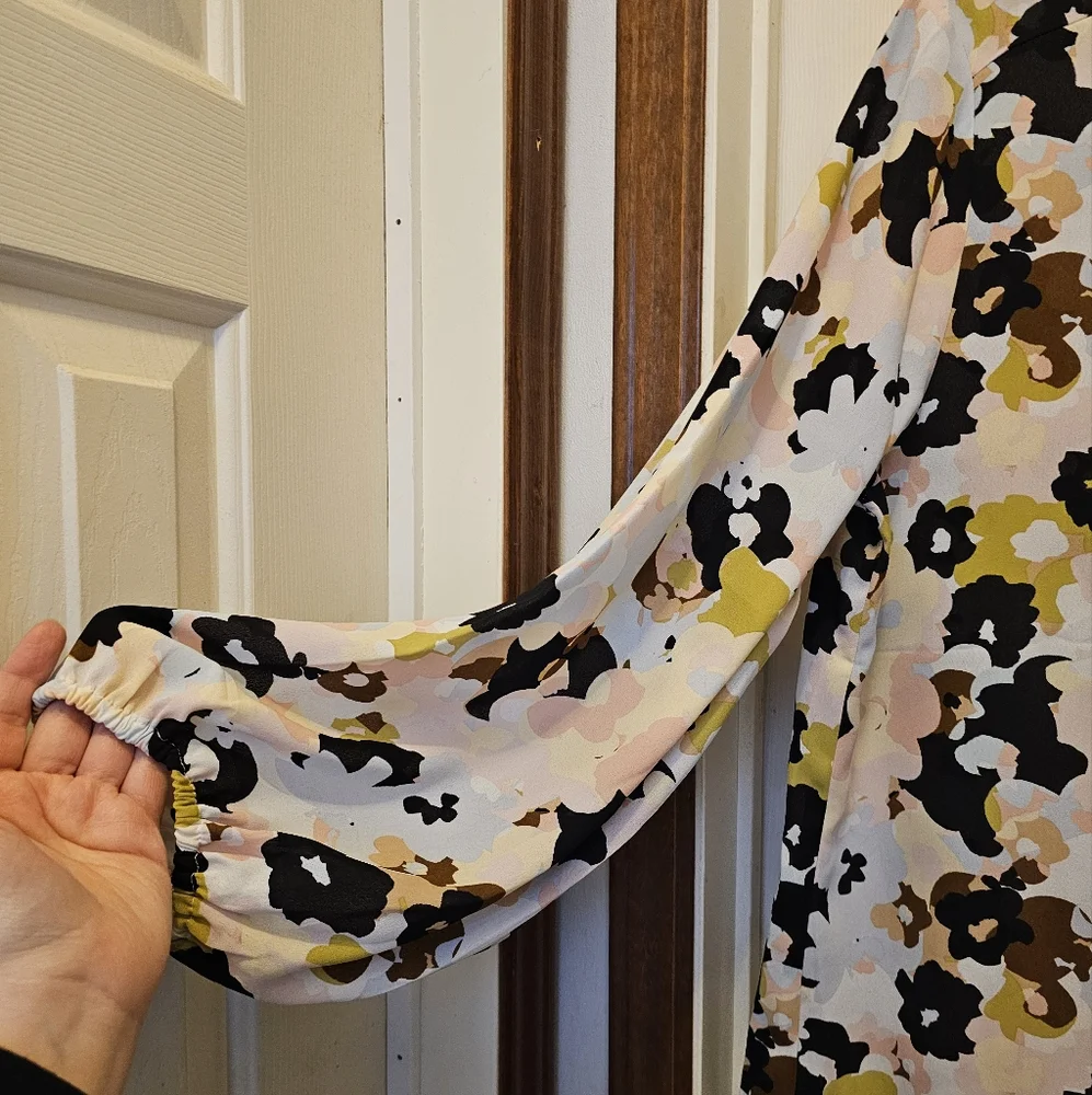 Loft Outlet Floral Print Women's Top - XL - Picture 2 of 6